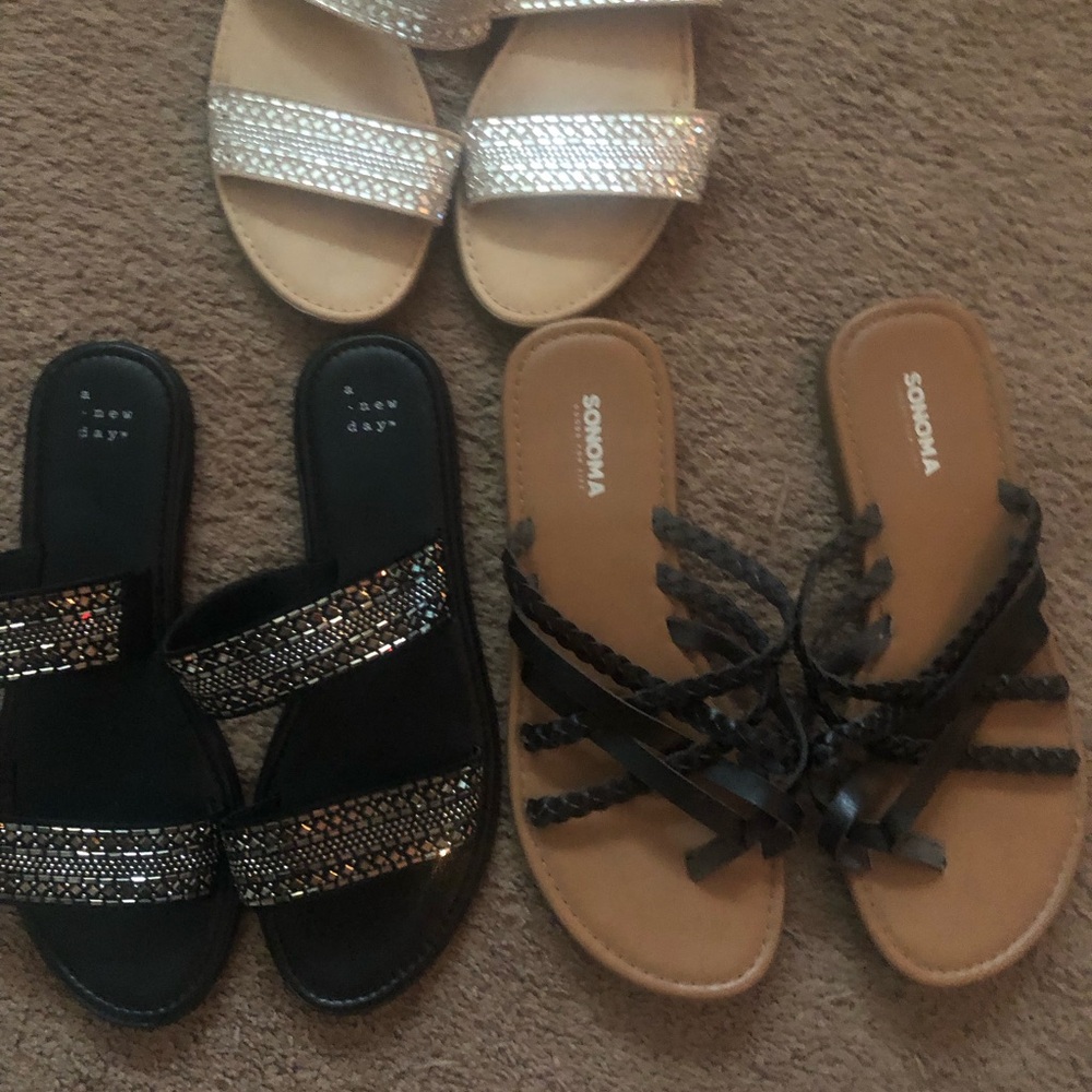Sonoma Women's Black and Tan Sandals